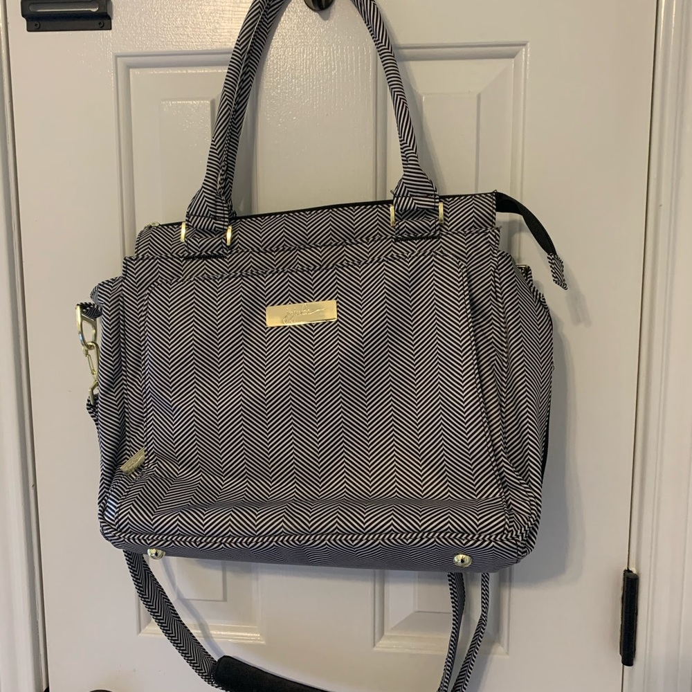 JuJuBe Be Classy in Queen of the Nile